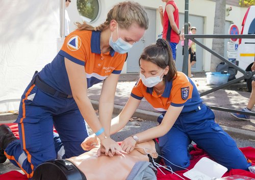 Intermediate Life Support (Blended) Face to Face